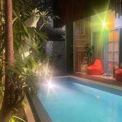 6 Bedrooms Villa with Private Pool - Omah Dingoto
