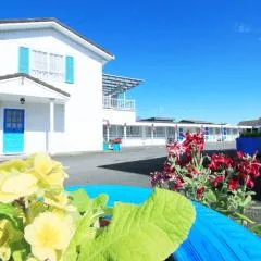 골든 글로 모텔(Golden Glow Motel)