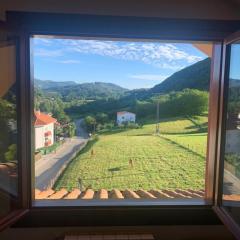 Apto Valle Encantado, vistas preciosas en urbanización con piscina