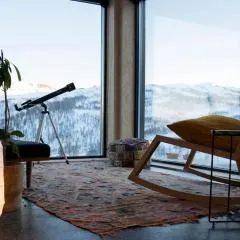 Cozy Retreat and danish design in Nature's Splendor, Sogn, Norway, Jacuzzi-option available