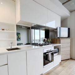 Beautiful 1B1B Prahran apartment