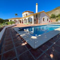 Beautiful villa with pool near Casarabonela