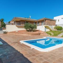 Stunning Home In Roda De Bara With Wi-fi