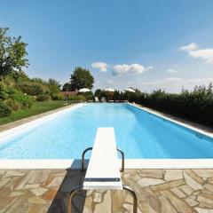 Estate in Monte Serra with Panoramic Views