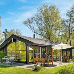 Beautiful Home In Jgerspris With 3 Bedrooms, Sauna And Wifi