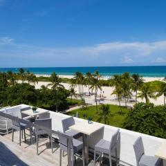 1-Bed Apt with rooftop pool Ocean Dr by the Beach