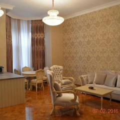 Classical apartment in heart of Baku