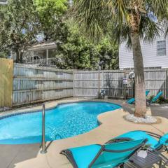 Splash Inn Upper Unit. Heated Pool walk to beach!
