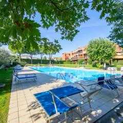 Green Tiffany Apartment - Happy Rentals