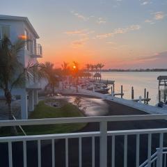 Ocean Potion NEW 1B 2B 3Balconies Ocean View