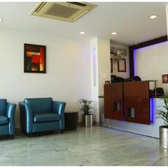 Hotel The R Blues Near New Delhi Airport