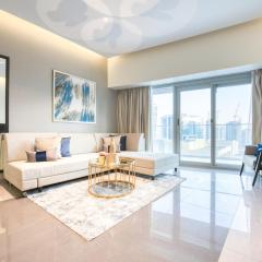 Overlooking Canal Views, Fam-Friendly 2BR Unit, Damac Majestine Tower, Business Bay by Deluxe Holiday Homes