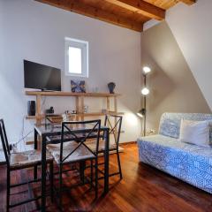 JOIVY Welcoming Flat with Balcony Next to Naviglio Grande