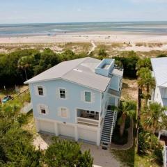 Luxury Beach Front Home: Breath Taking Views