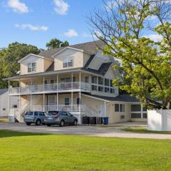 Downtown Kimmswick Room~Renovated~Prime Location