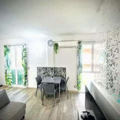 5 TERRE EXPRESS MIGLIARINA - Near Train Station