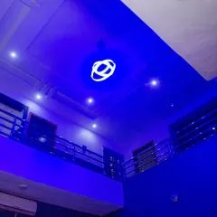 Nobles Hotel & Suites