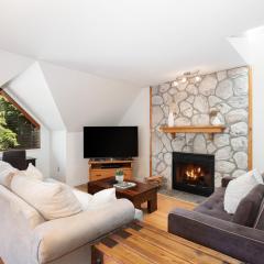 Gleneagle 29 - Townhome near Golf Course with Balcony, BBQ - Whistler Platinum