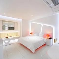 자리호텔 평화광장점