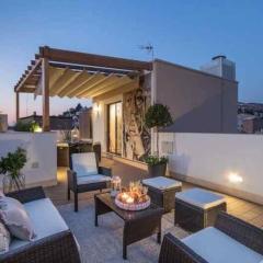 Chezmoihomes Luxury Plaza Nueva Penthouse