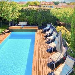 Nice Home In Lisle Sur La Sorgue With Private Swimming Pool, Can Be Inside Or Outside