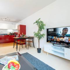 Executive 2 Bed Apartment - Birmingham City Centre - Wifi & Netflix - Top Rated - 81UM