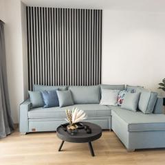 Dahlia Suite - 5 min drive to Piraeus Port