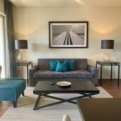 Lisbon Finestay 8 Building apt with balcony and city view