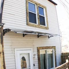 Newly Renovated 2-Bed near Downtown-North Shore