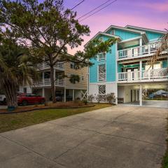Golden Hour on Greenville- 1.5 blocks to beach, Pet Friendly, & No Hidden Fees!!