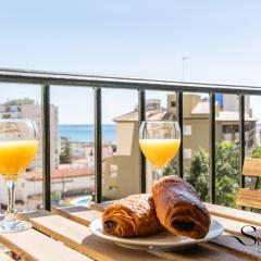 Stylish Seaview Terrace Retreat