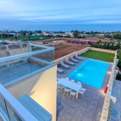 LUX Villa with Private Pool, BBQ & Rooftop Oasis by 360 Estates