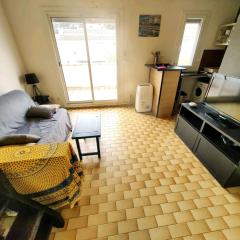 Appartement Cap d'Agde, 2 pièces, 5 personnes - FR-1-607-63