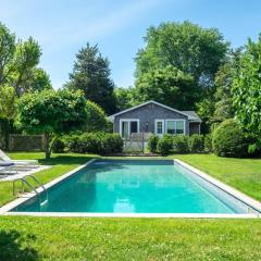 Heated Pool, Driftwood Cottage by RoveTravel