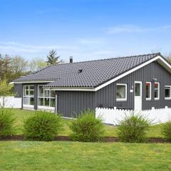 Holiday Home Jannic - 300m to the inlet in Western Jutland by Interhome