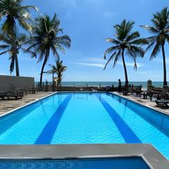 HERMOSOS APARTAMENTOS FRENTE AL MAR EN EL CONDOMINIO PALMAR DE LOS VIENTOS