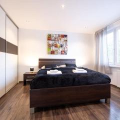 Central Martin 3-Bed Bliss: Modern & Spacious