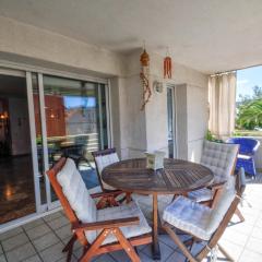 The Rose by Hello Homes Sitges