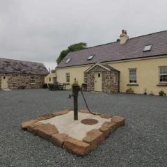 Old Scragg Farm Cottage in the Irish Countryside