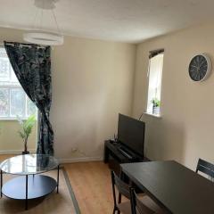 4min walk Uni of East London 1BR