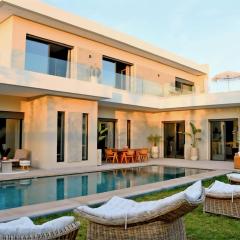 Villa magnifia avec piscine à 20 min de Marrakech