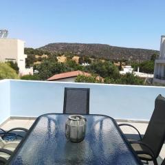 Mina 's villa,200m from the beach