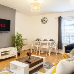Liverpool City Flat 4 by Sheryl - Close to City Center, Anfield Stadium and Airport with free business super fast fibre broadband