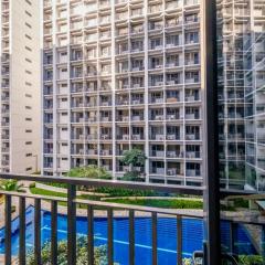 MALL OF ASIA Condo with Balcony Facing Pool @ Shore2