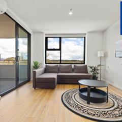 Spacious & Open 2 bd 2bth Unit in Canberra City