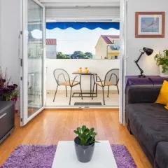 Sunny 1BD near Firule Beach - Balcony & Peaceful Stay