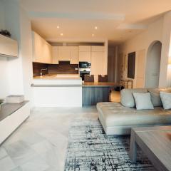 FIRST SEA LINE PUERTO BANUS 2 Bedrooms Apartment in a Private Residential Complex