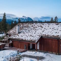 Cozy cabin with sauna, ski tracks and golf outside