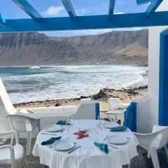 Villa Beachfront Famara