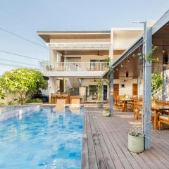 Tirta Spring Villa (5br) Vacation House